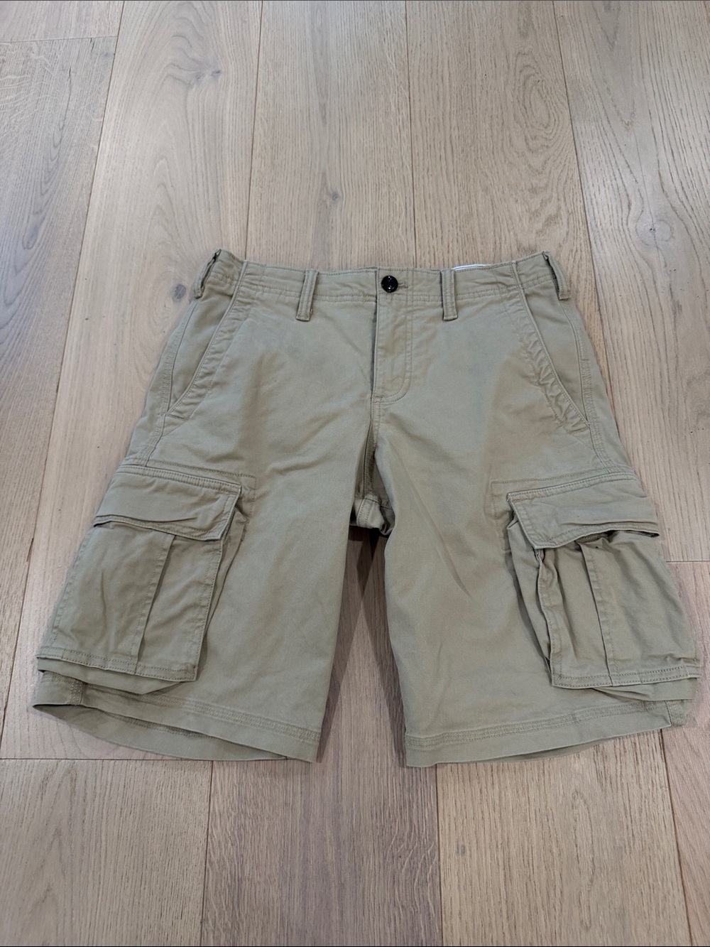 GAP Men's Tan Cargo Shorts Size 28 Waist